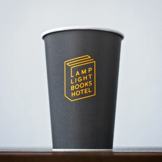 Bicchiere di carta senza plastica a prezzo di fabbrica, bicchiere di carta per caffè usa e getta biodegradabile con logo personalizzato